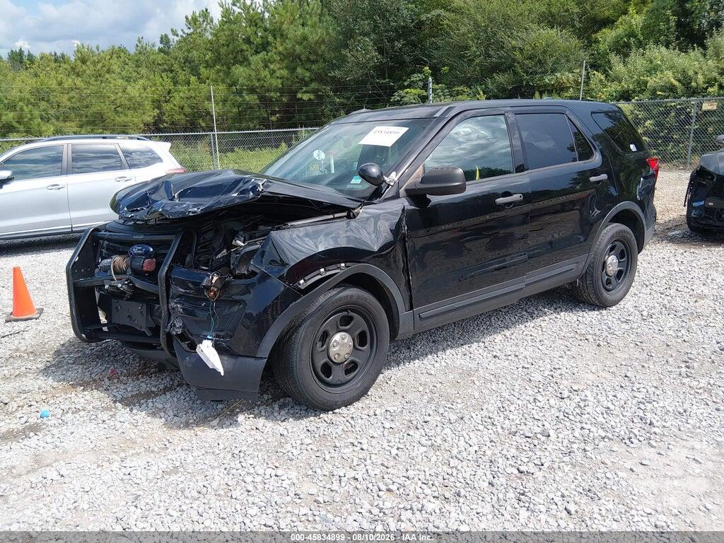 1FM5K8AR9JGB47112 2018 FORD POLICE INTERCEPTOR UTILITY photo no. 2