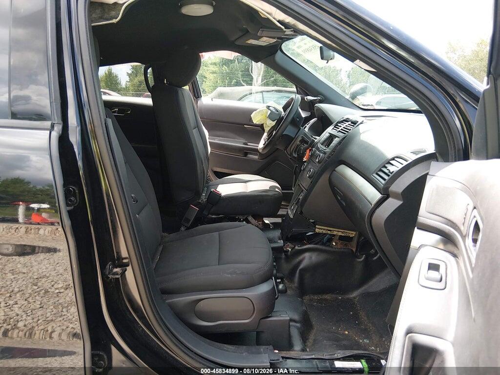 1FM5K8AR9JGB47112 2018 FORD POLICE INTERCEPTOR UTILITY photo no. 5