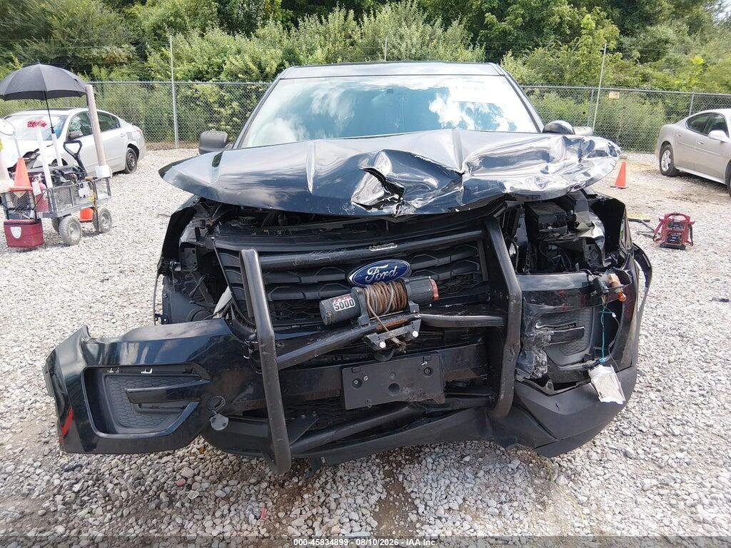 1FM5K8AR9JGB47112 2018 FORD POLICE INTERCEPTOR UTILITY photo no. 6