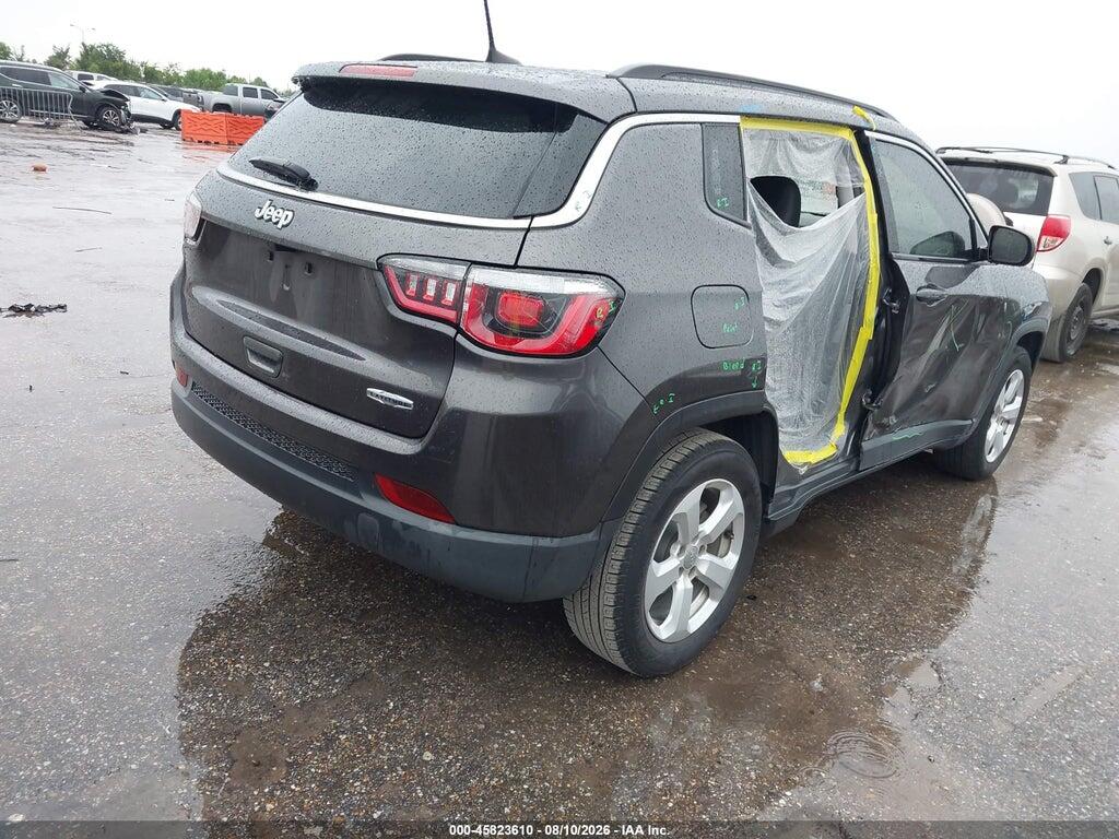 3C4NJCBB9JT165701 2018 JEEP COMPASS photo no. 4