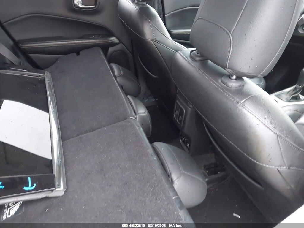 3C4NJCBB9JT165701 2018 JEEP COMPASS photo no. 8