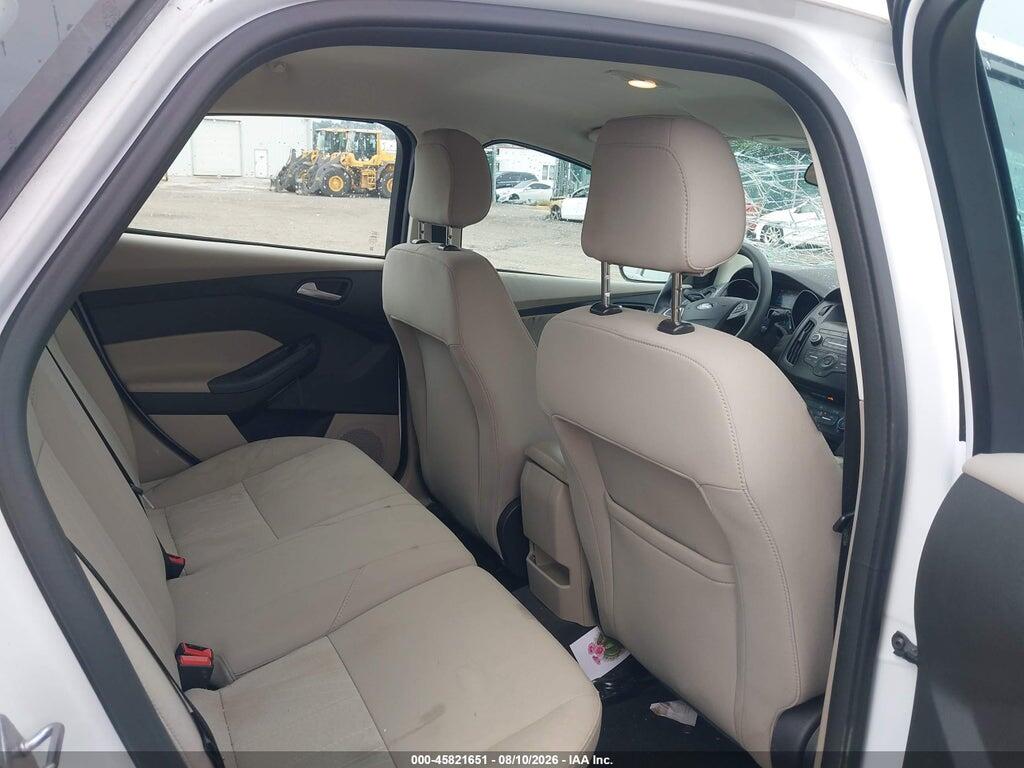 1FADP3K22JL276022 2018 FORD FOCUS photo no. 8