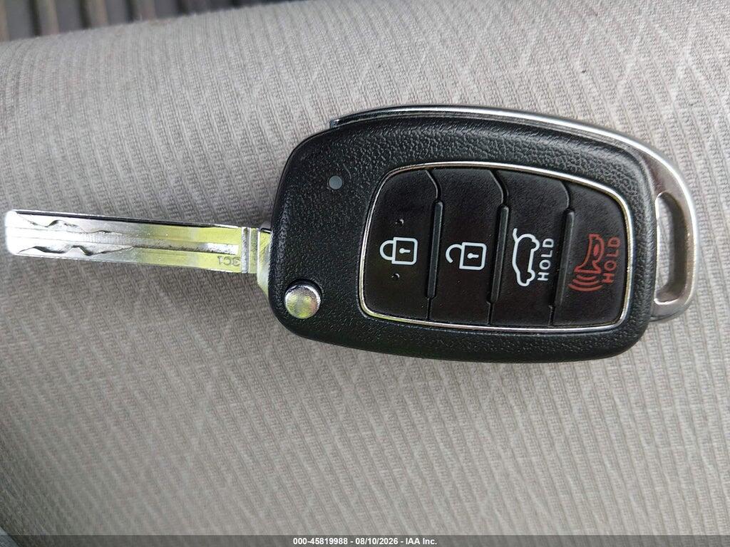 KM8J3CA45JU836407 2018 HYUNDAI TUCSON photo no. 11
