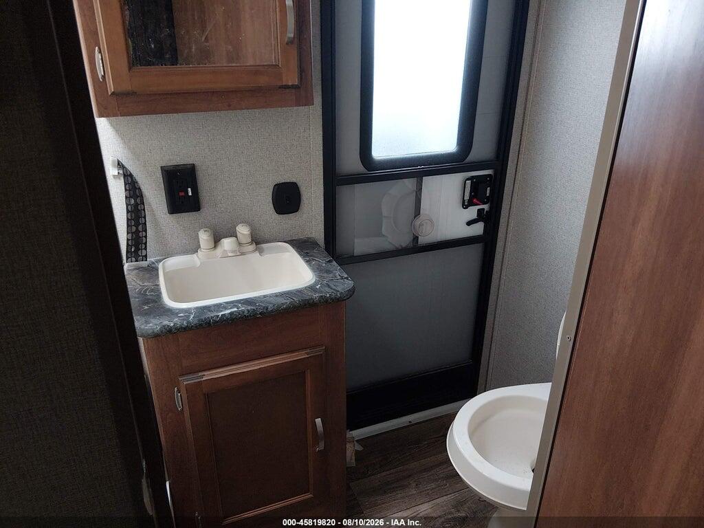 4YDT30325J3101968 2018 KEYSTONE RV SPRINGDALE SERIES M- photo no. 7