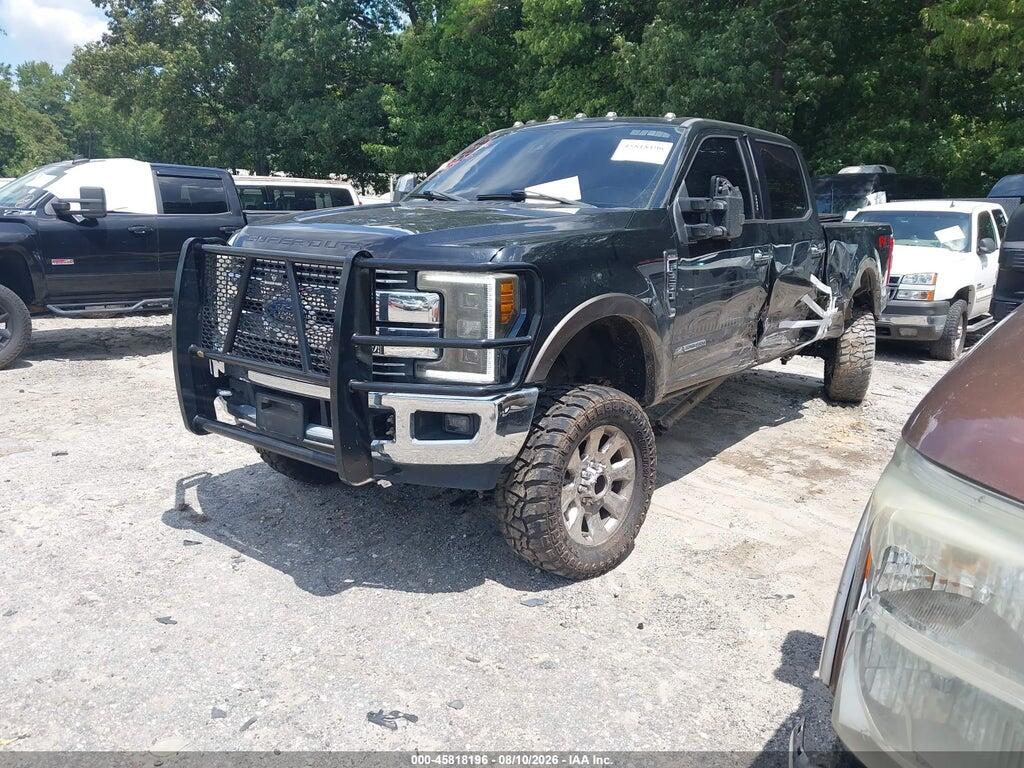 1FT7W2BT5JEB25516 2018 FORD F-250 photo no. 2