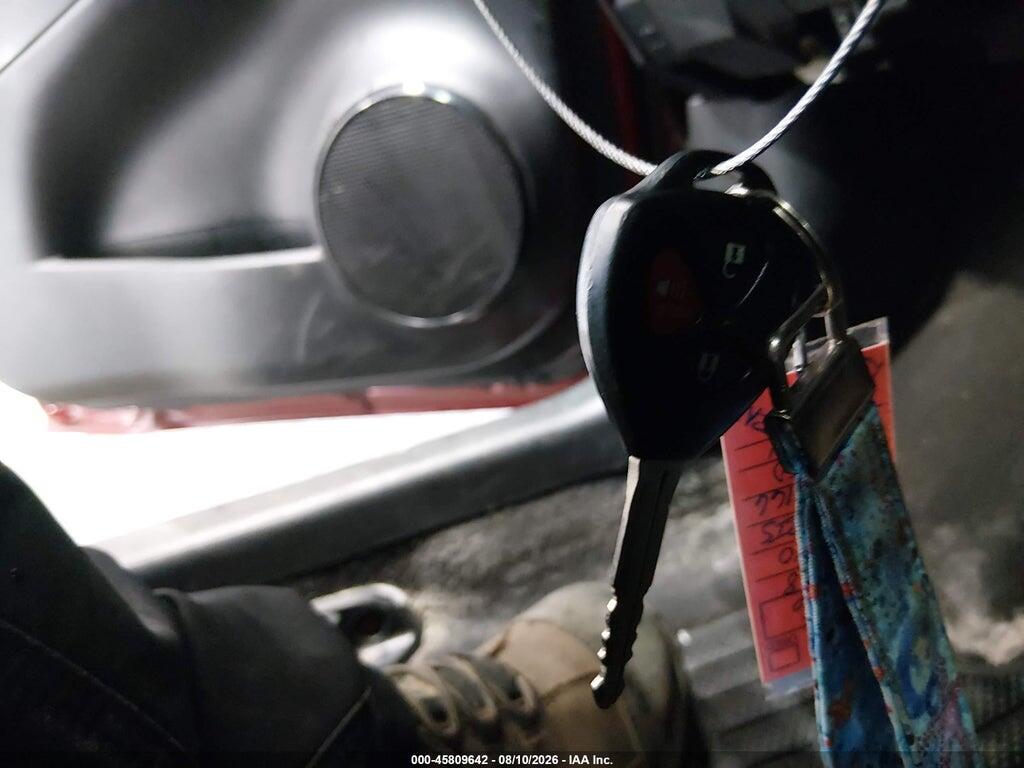 VNKKTUD31JA094923 2018 TOYOTA YARIS photo no. 11