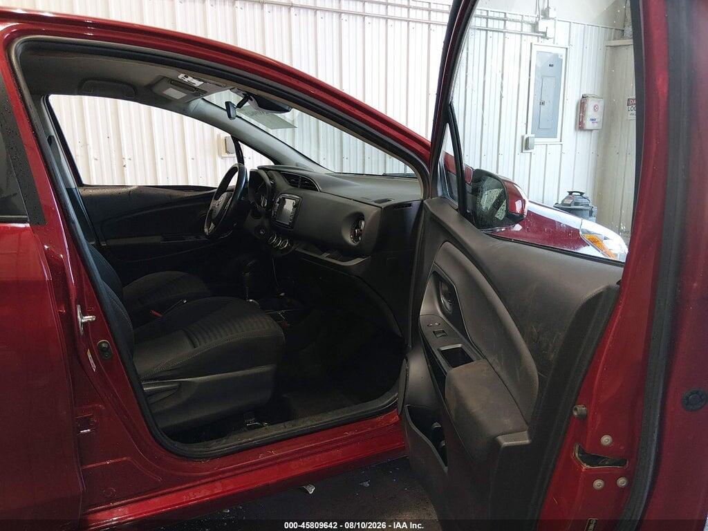 VNKKTUD31JA094923 2018 TOYOTA YARIS photo no. 5