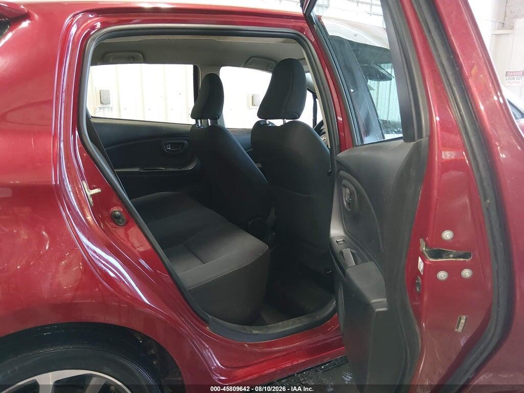 VNKKTUD31JA094923 2018 TOYOTA YARIS photo no. 8