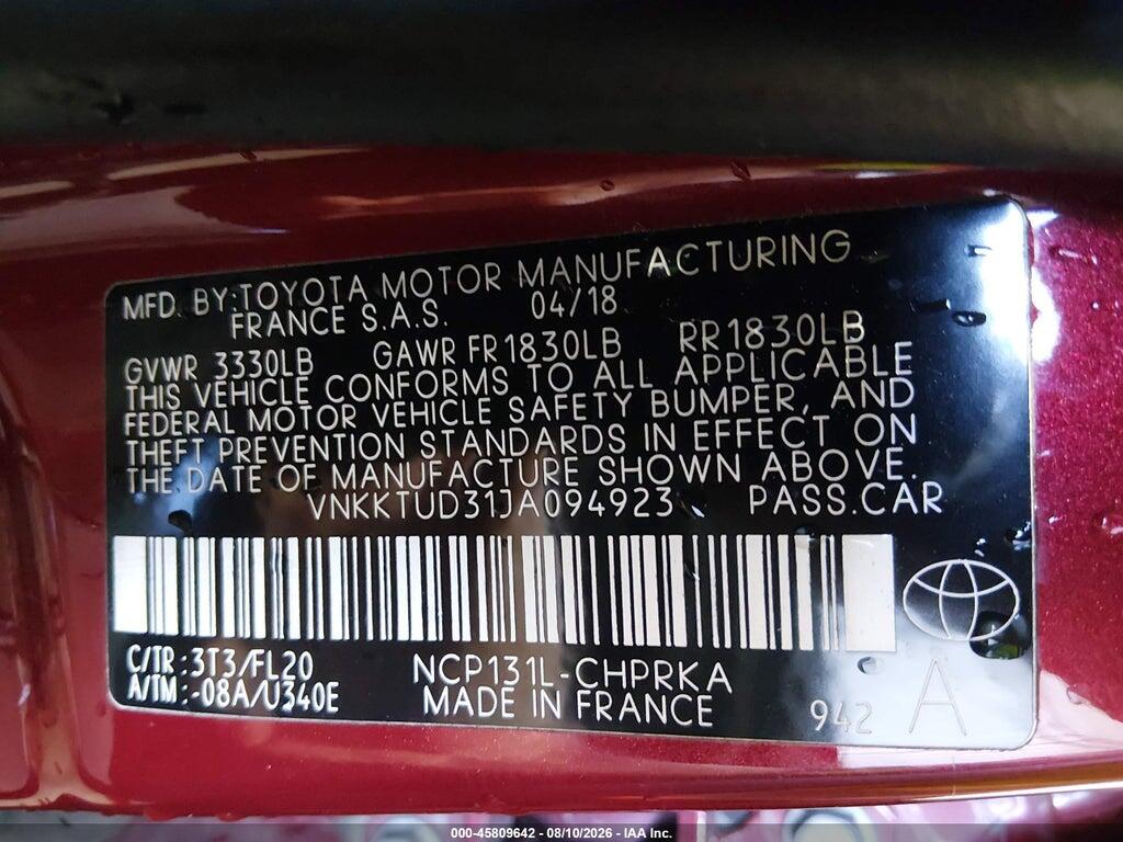 VNKKTUD31JA094923 2018 TOYOTA YARIS photo no. 9