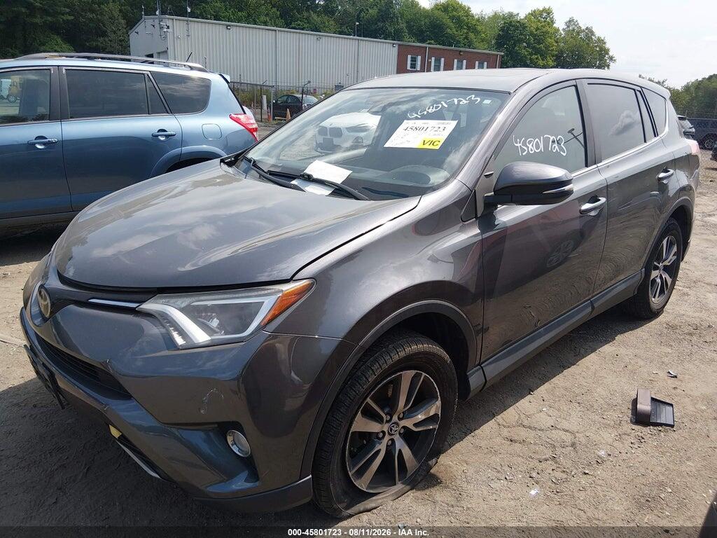 2T3RFREV0JW790198 2018 TOYOTA RAV4 photo no. 2