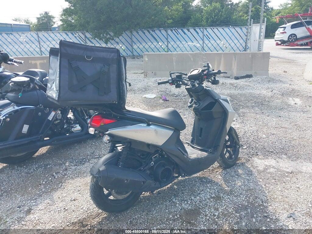 RKRSEB1Y3JA002467 2018 YAMAHA YW125 photo no. 4