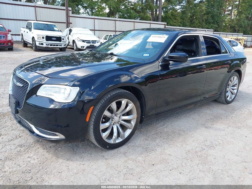2C3CCAAG4KH728834 2019 CHRYSLER 300 photo no. 2