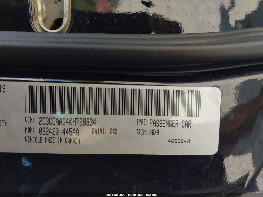 2C3CCAAG4KH728834 2019 CHRYSLER 300 photo no. 9