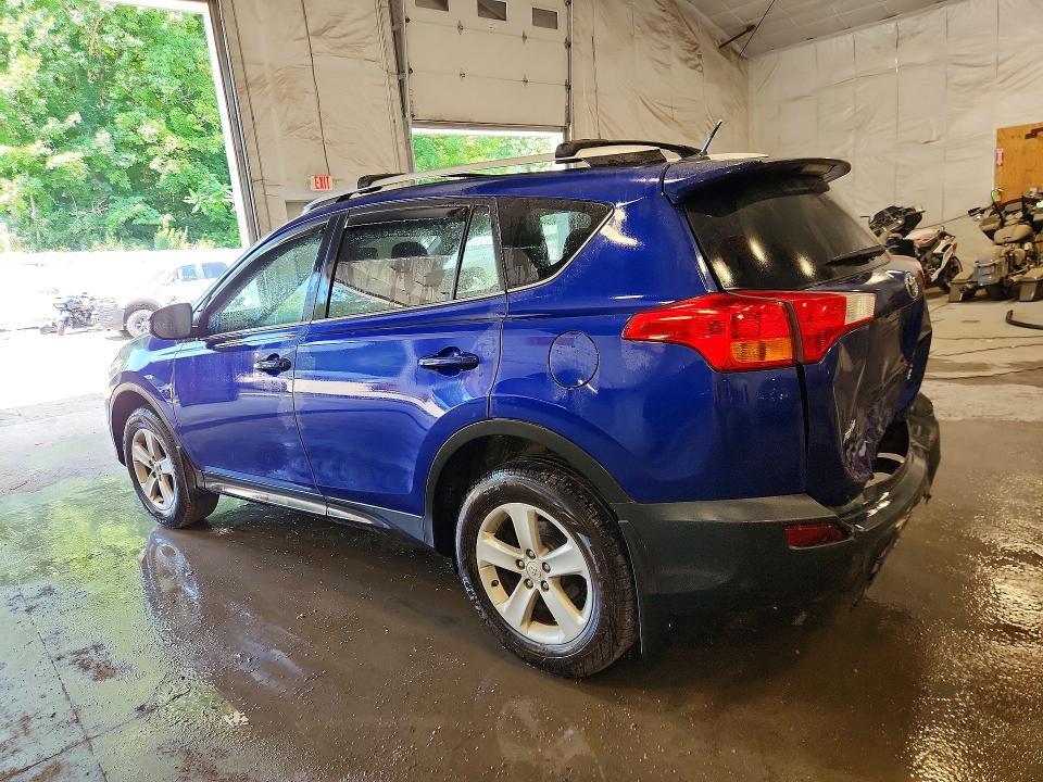 2014 TOYOTA RAV4 XLE — Фото 2 из 13