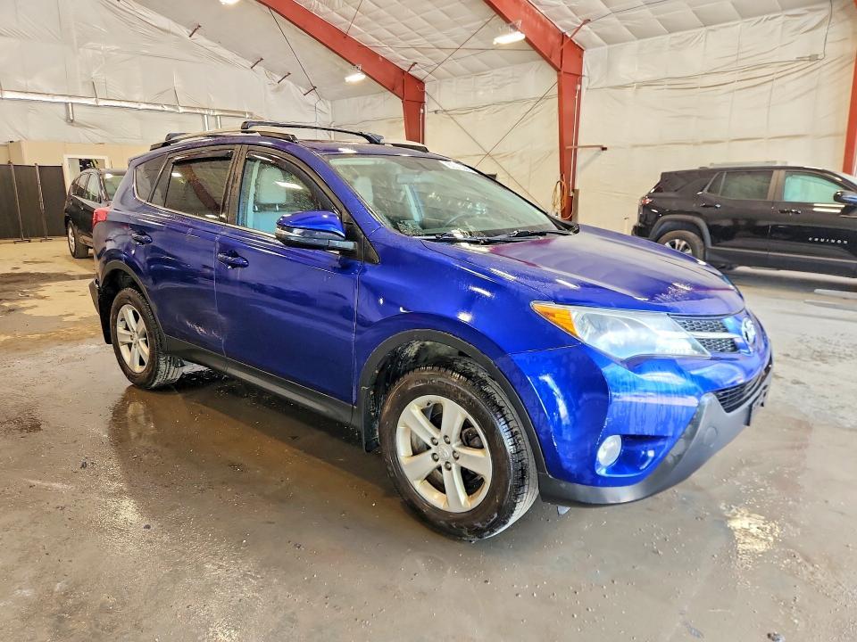 2014 TOYOTA RAV4 XLE — Фото 4 из 13