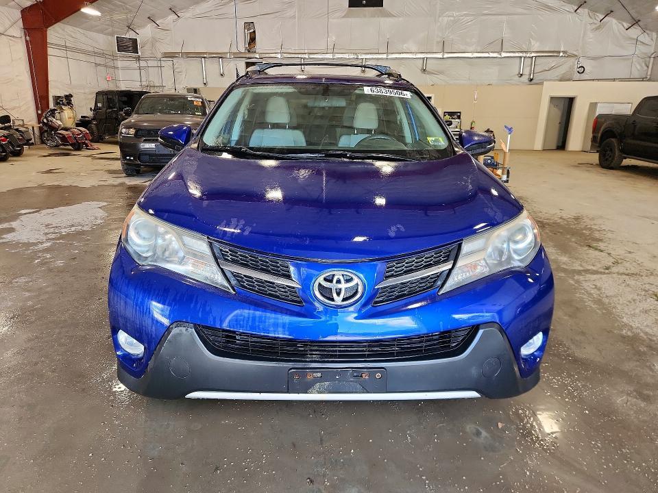 2014 TOYOTA RAV4 XLE — Фото 5 из 13