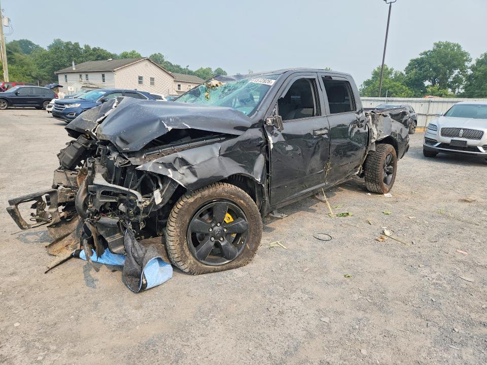 2015 RAM 1500 1C6RR7KT1FS666222