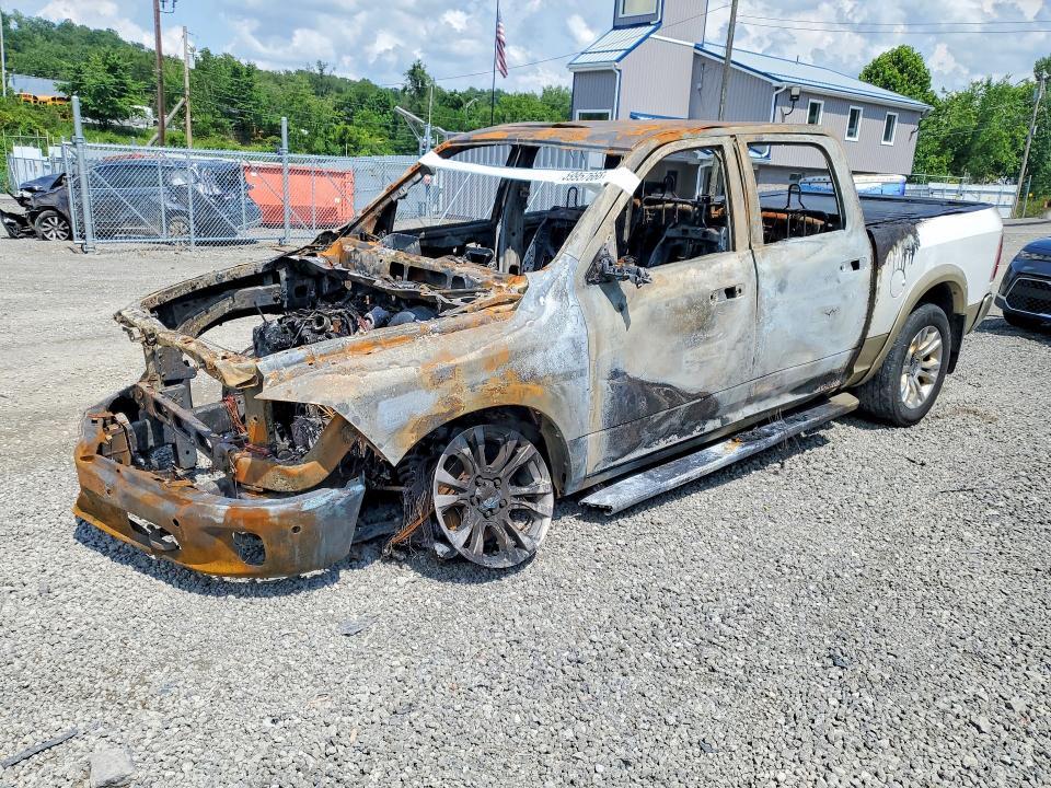 2015 RAM 1500 1C6RR7PMXFS627291