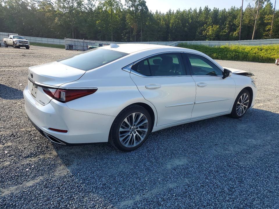 58ABZ1B14KU002635 2019 LEXUS ES photo no. 3