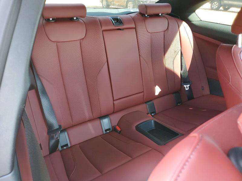 2025 BMW M240XI — Фото 10 из 12