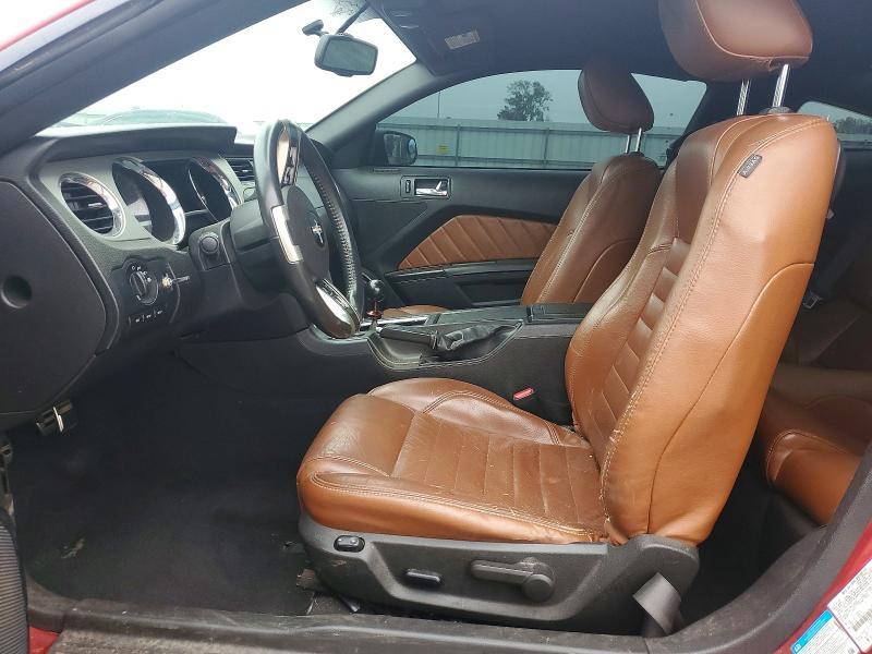 2010 FORD MUSTANG GT — Фото 7 из 12