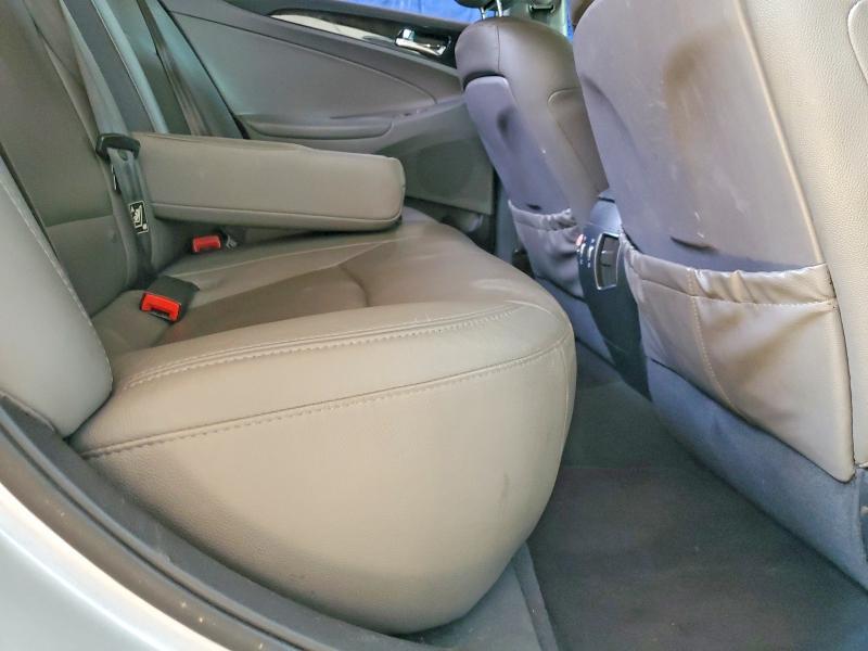 2011 HYUNDAI SONATA LIMITED 2.0T — Фото 10 из 12