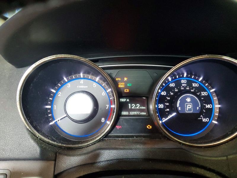 2011 HYUNDAI SONATA LIMITED 2.0T — Фото 9 из 12