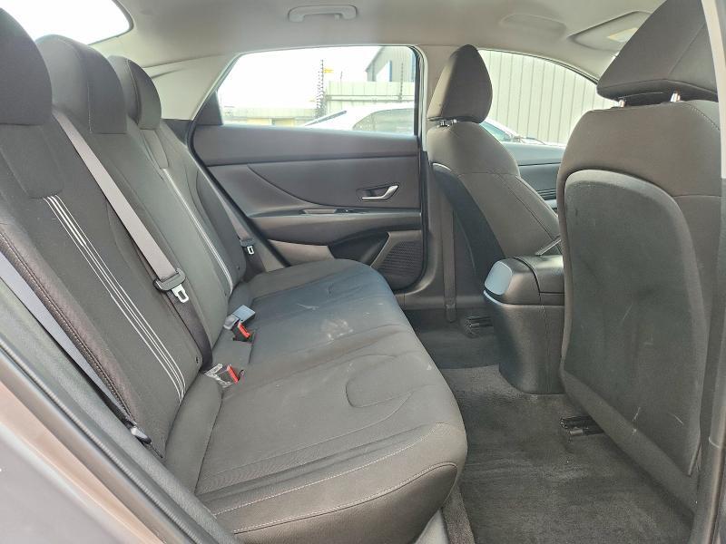 2023 HYUNDAI ELANTRA SEL — Фото 10 из 13