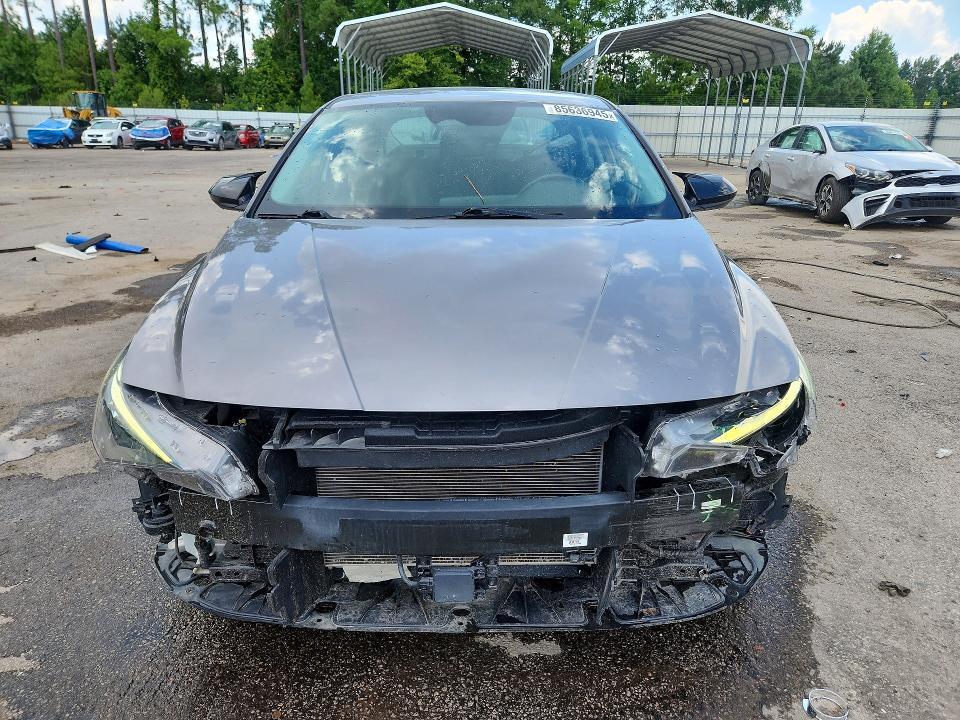 2023 HYUNDAI ELANTRA SEL — Фото 5 из 13