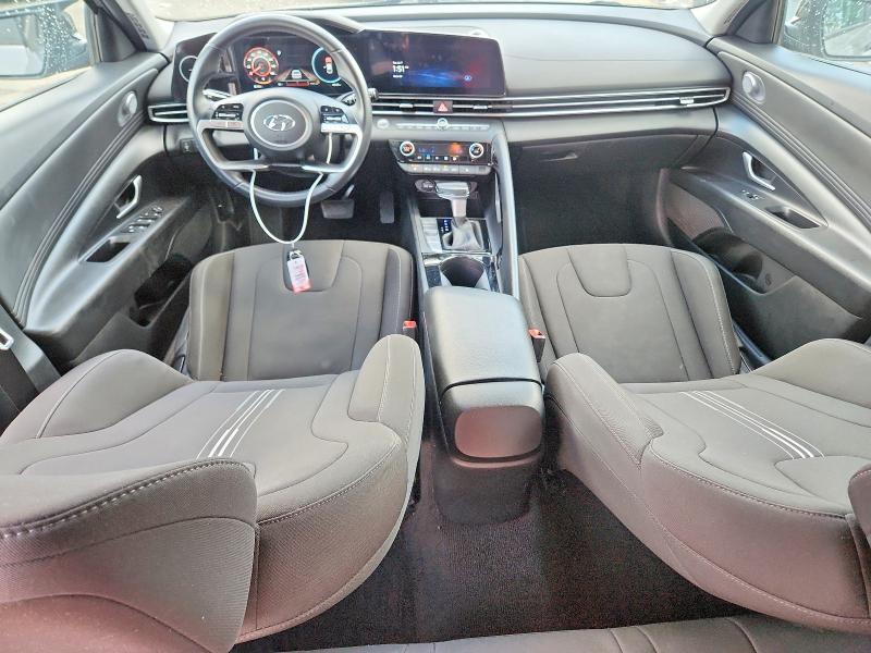 2023 HYUNDAI ELANTRA SEL — Фото 8 из 13