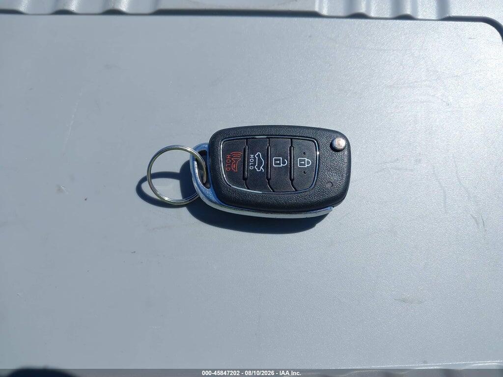 5NPE24AF2KH792944 2019 HYUNDAI SONATA photo no. 11