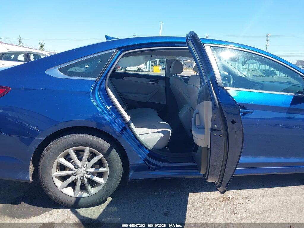 5NPE24AF2KH792944 2019 HYUNDAI SONATA photo no. 8
