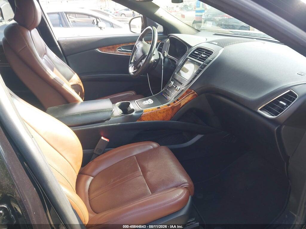 2LMPJ6L96KBL11202 2019 LINCOLN NAUTILUS photo no. 5