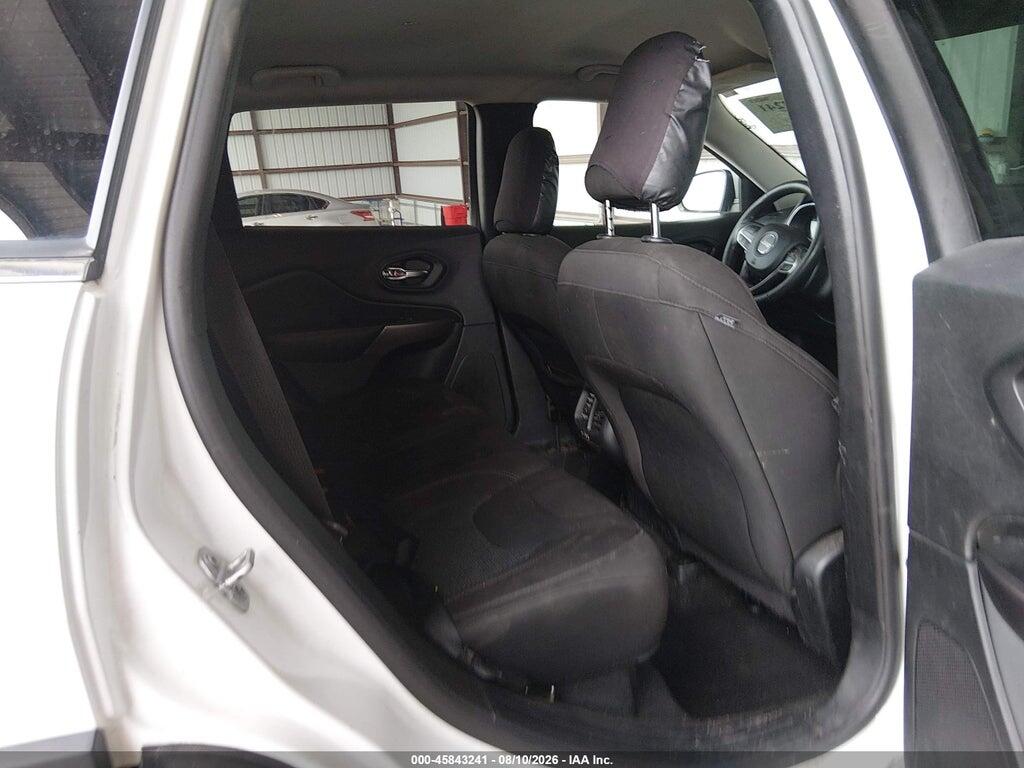 1C4PJLCB9KD439123 2019 JEEP CHEROKEE photo no. 8