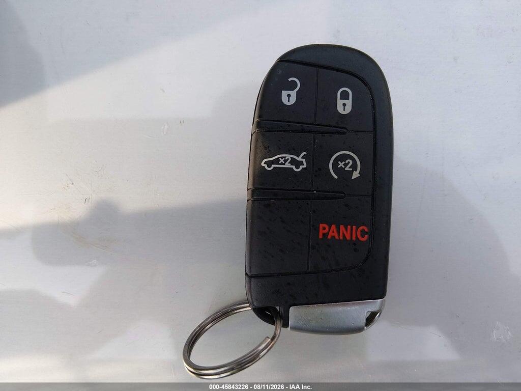 2C3CCABG2KH628732 2019 CHRYSLER 300 photo no. 11