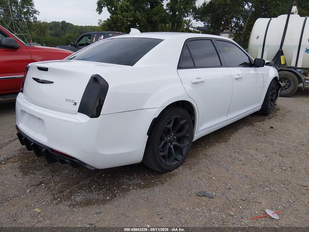 2C3CCABG2KH628732 2019 CHRYSLER 300 photo no. 4