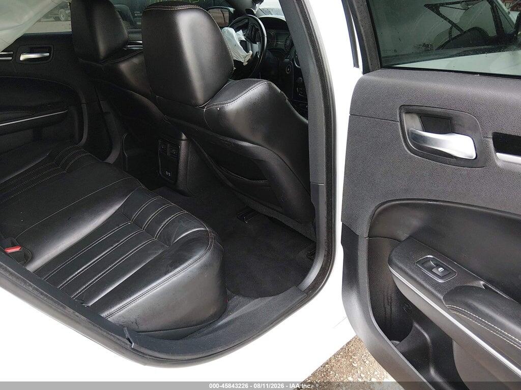 2C3CCABG2KH628732 2019 CHRYSLER 300 photo no. 8