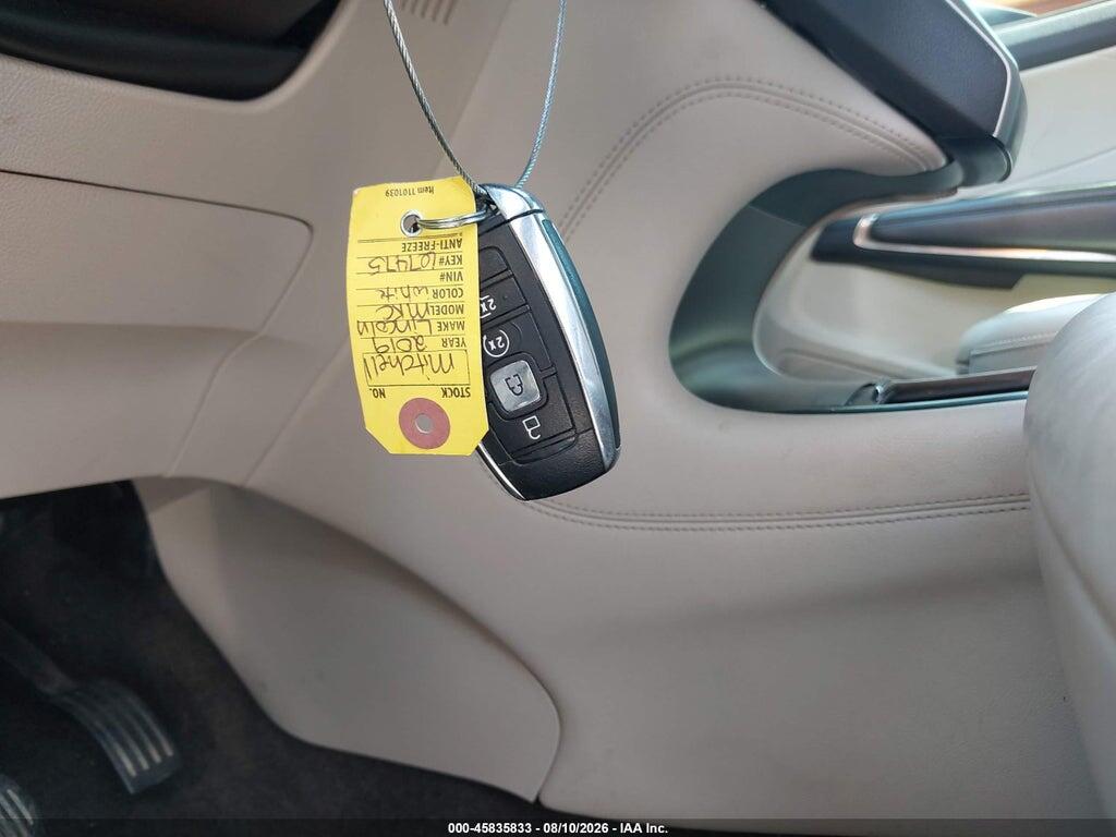 5LMCJ2C95KUL04476 2019 LINCOLN MKC photo no. 11