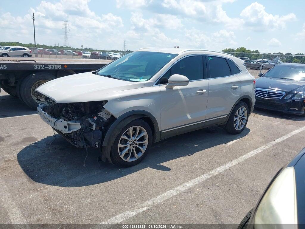 5LMCJ2C95KUL04476 2019 LINCOLN MKC photo no. 2