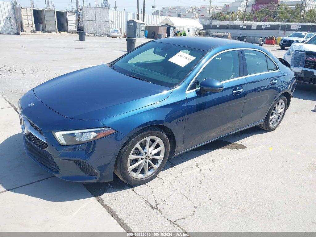 WDD3G4EB5KW027324 2019 MERCEDES-BENZ A 220 photo no. 2