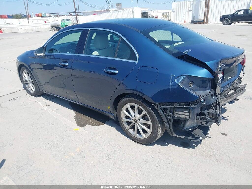 WDD3G4EB5KW027324 2019 MERCEDES-BENZ A 220 photo no. 3