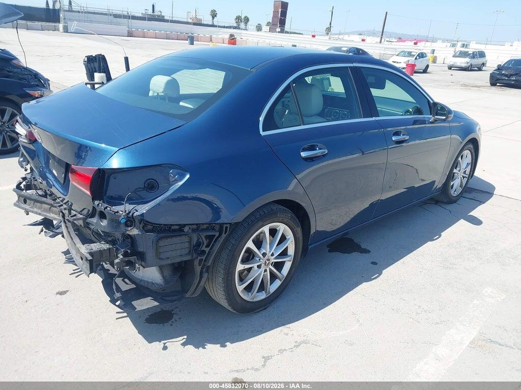 WDD3G4EB5KW027324 2019 MERCEDES-BENZ A 220 photo no. 4