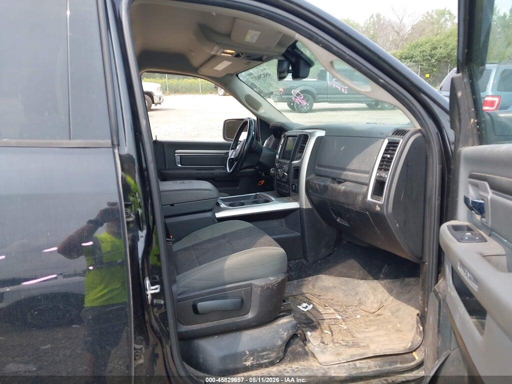 1C6RR7LT9KS559718 2019 RAM 1500 CLASSIC photo no. 5