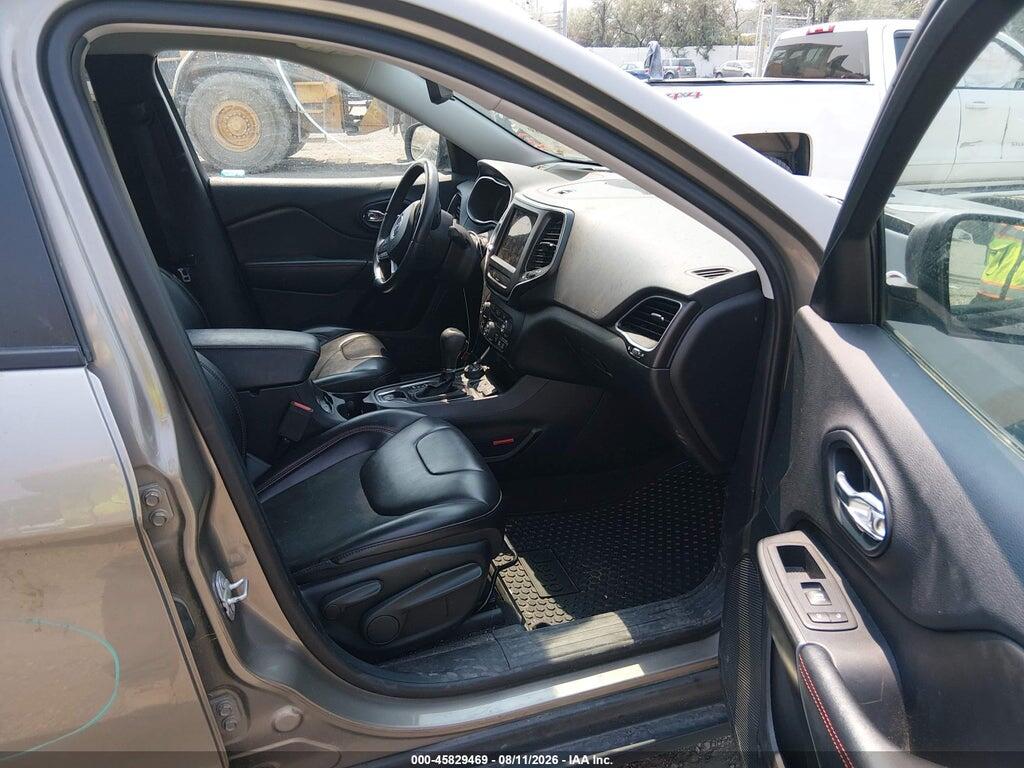 1C4PJMBXXKD438100 2019 JEEP CHEROKEE photo no. 5