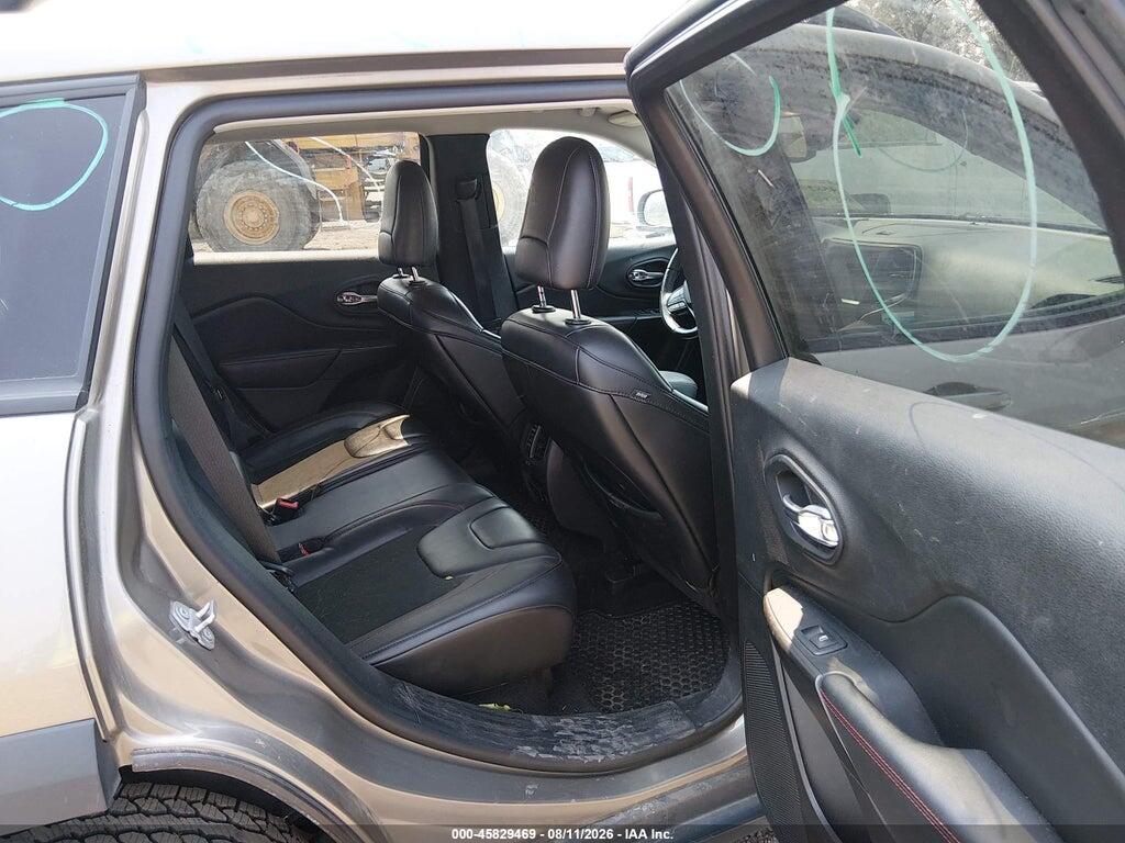 1C4PJMBXXKD438100 2019 JEEP CHEROKEE photo no. 8