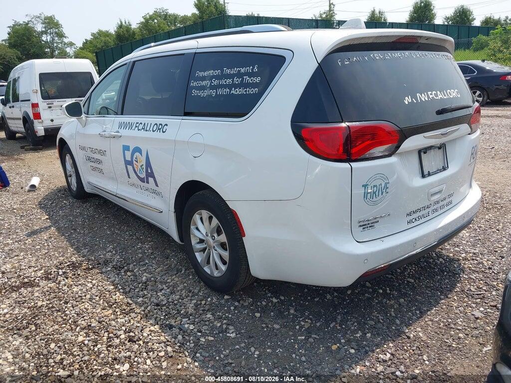 2C4RC1BG0KR526751 2019 CHRYSLER PACIFICA photo no. 3