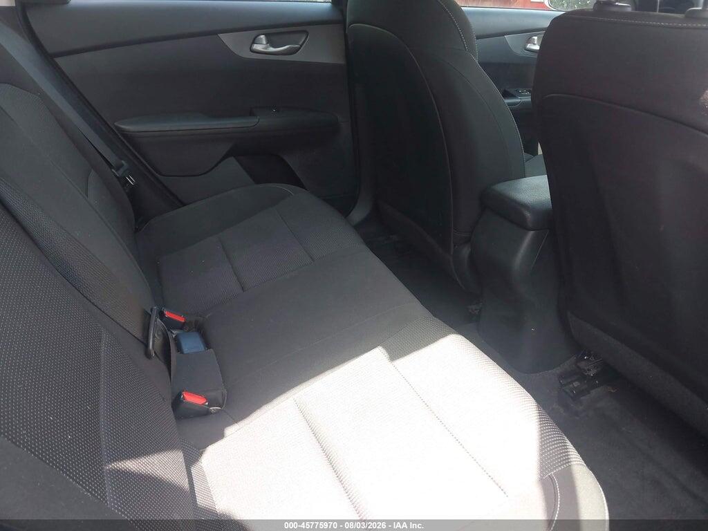 3KPF24AD9KE118930 2019 KIA FORTE photo no. 8