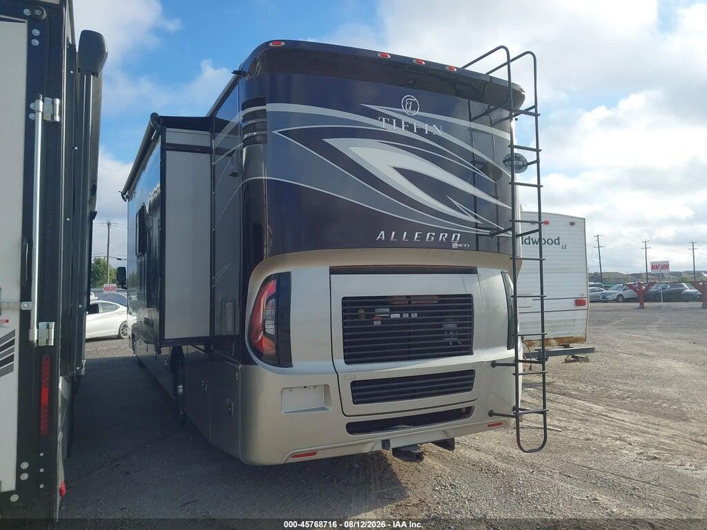 4UZACGFC2KCLP0756 2019 FREIGHTLINER CHASSIS photo no. 3