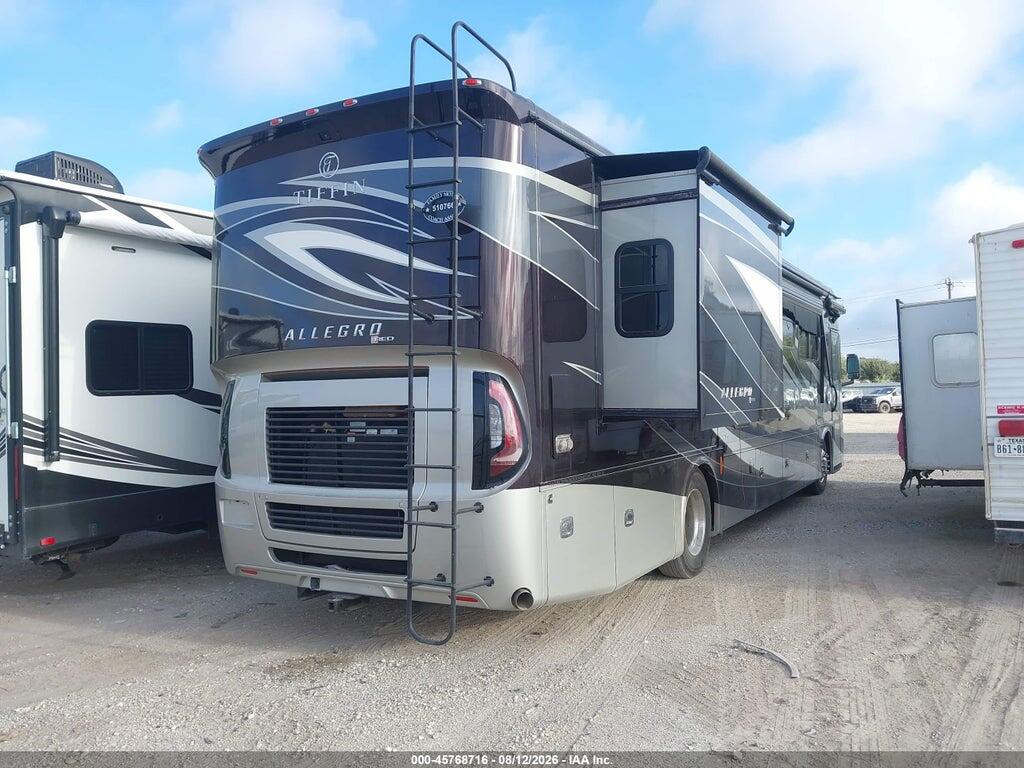 4UZACGFC2KCLP0756 2019 FREIGHTLINER CHASSIS photo no. 4