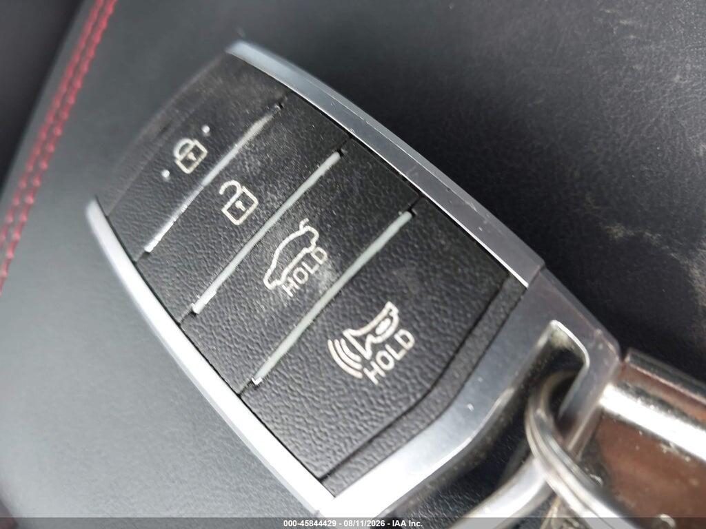 KMTG44LAXLU051616 2020 GENESIS G70 photo no. 11